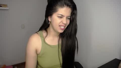 victorialg online show from 12.15.25