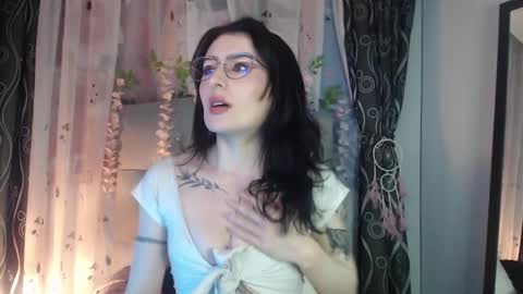 victorianava online show from 01.21.25