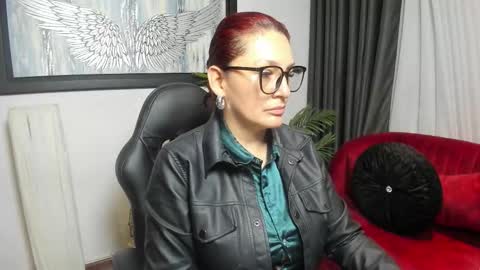 Snapshot of victoriapaker chatting on 03.03.26 victoriapaker online show from 03.03.26