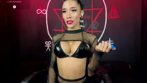 Victoria Vampire online show from 04.22.26