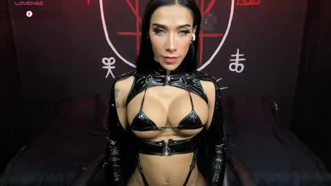 Snapshot of victoriavampire666 chatting on 05.17.26 Victoria Vampire online show from 05.17.26