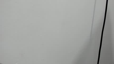 Snapshot of victoriia_munoz chatting on 05.25.26 victoria online show from 05.25.26