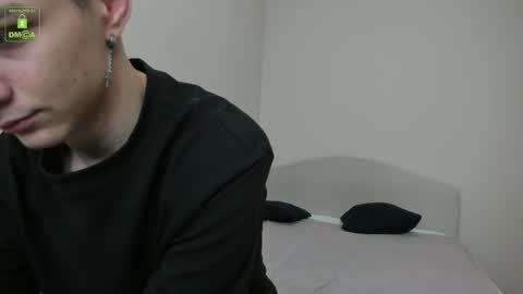 Snapshot of viego_pattel chatting on 11.30.25 Viego Pattel online show from 11.30.25