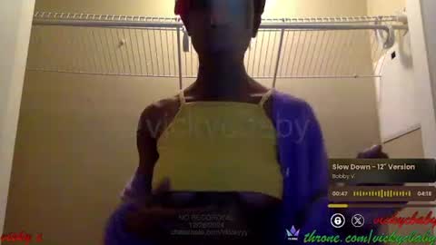 Vicky C Vicky V - Vicky C Baby Baby Vee - Schoolgurl V - V the Qween of Edging - Miss Vicky if U Nasty online show from 12.26.24