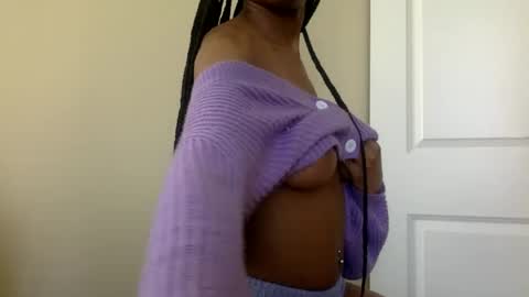 Vicky C Vicky V - Vicky C Baby Baby Vee - Schoolgurl V - V the Qween of Edging - Miss Vicky if U Nasty online show from 02.28.25