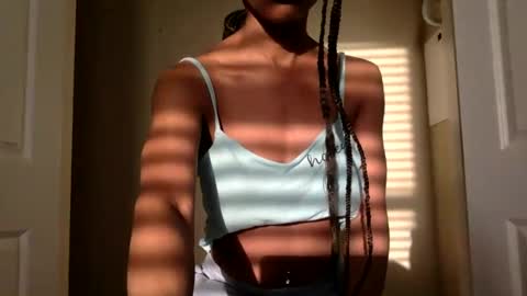 Vicky C Vicky V - Vicky C Baby Baby Vee - Schoolgurl V - V the Qween of Edging - Miss Vicky if U Nasty online show from 03.04.25