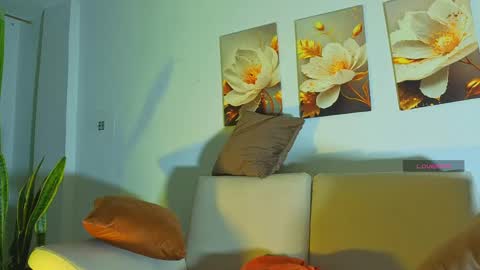 VIOLET  online show from 04.17.26