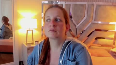 Violeta online show from 12.08.24