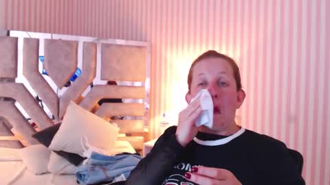 Violeta online show from 12.18.24