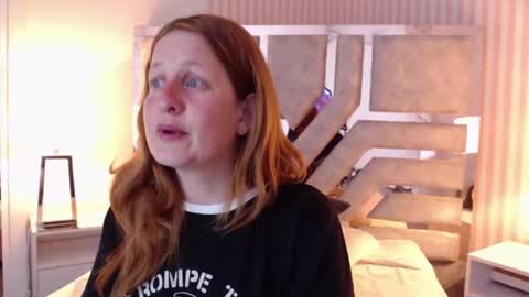 Violeta online show from 12.24.24