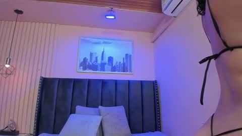 Viiolett online show from 10.09.25