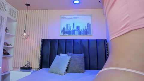 Viiolett online show from 01.07.26