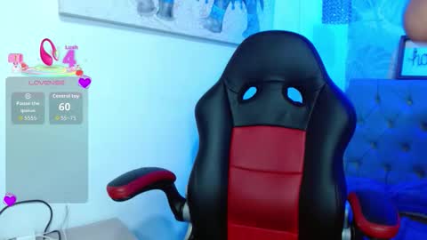 viioleta online show from 10.15.25