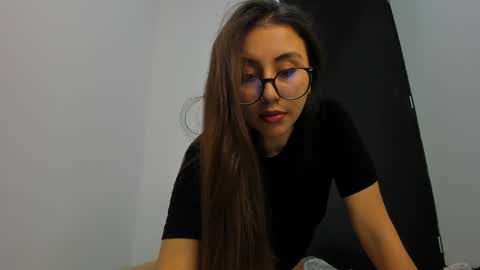 Snapshot of viithoney chatting on 11.05.25 viithoney online show from 11.05.25