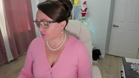 Ukrainian-woman online show from 12.03.24