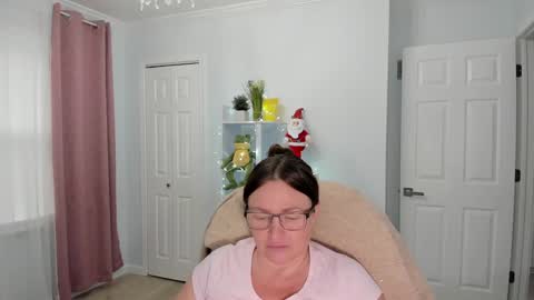 Ukrainian-woman online show from 12.10.24