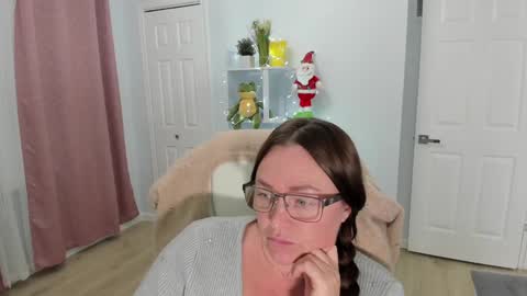 Ukrainian-woman online show from 12.13.24