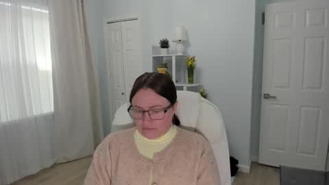 Ukrainian-woman online show from 03.12.25