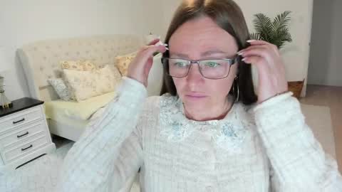 Ukrainian-woman online show from 05.26.26