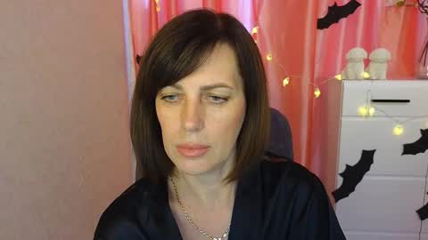 Vika online show from 10.31.25