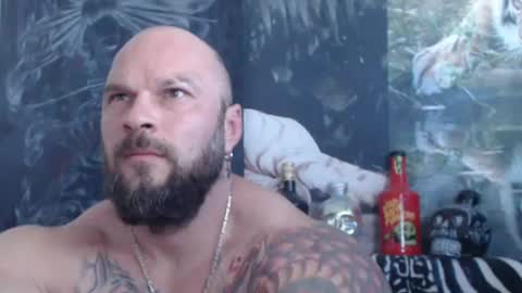 Snapshot of viking_me chatting on 06.19.26 viking online show from 06.19.26