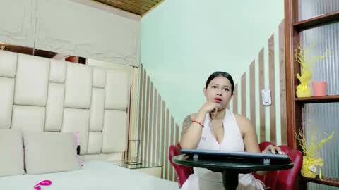 vikiTomson online show from 04.12.26