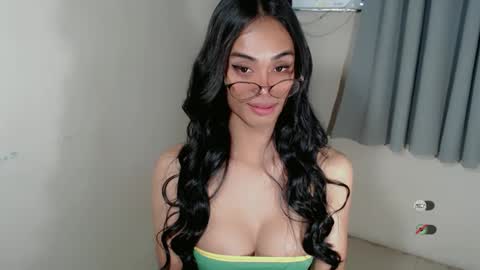 vikkylustfull online show from 03.08.25