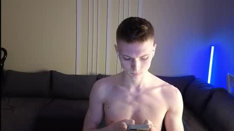 Snapshot of viksons chatting on 03.01.26 Max online show from 03.01.26