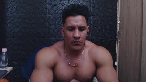 Viktor Herrera online show from 12.16.25