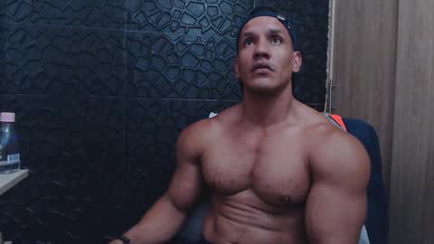 Viktor Herrera online show from 12.22.25