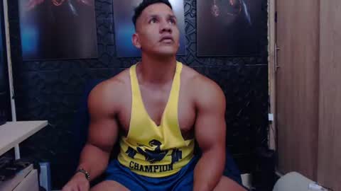 Viktor Herrera online show from 06.25.26