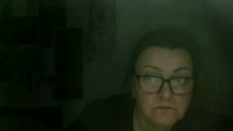 Snapshot of viktoria_xi chatting on 09.25.25 viktoria_xi online show from 09.25.25