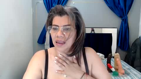 VIKY ADAMS online show from 01.23.25