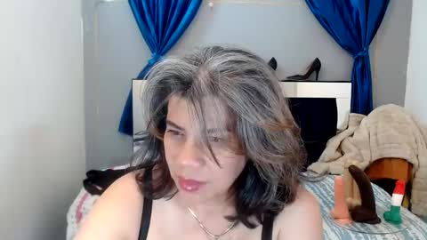 VIKY ADAMS online show from 01.28.25