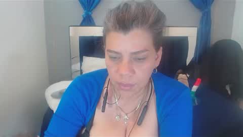 VIKY ADAMS online show from 02.04.25