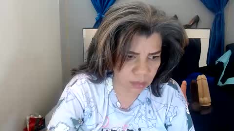 VIKY ADAMS online show from 02.05.25