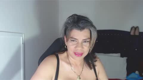VIKY ADAMS online show from 02.11.25