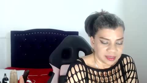 VIKY ADAMS online show from 02.20.25