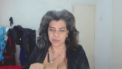 VIKY ADAMS online show from 03.05.25