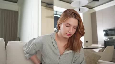 Snapshot of villanelle_l chatting on 06.20.26 Lana online show from 06.20.26