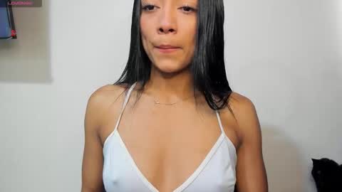 Vinaly online show from 11.17.25