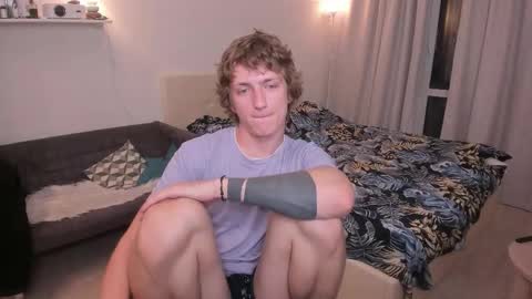 Snapshot of vince__dice chatting on 10.17.25 Dimoooooon online show from 10.17.25