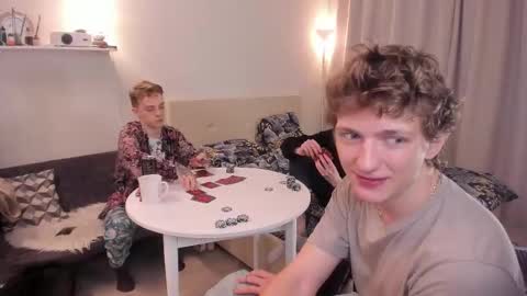 Snapshot of vince__dice chatting on 10.24.25 Dimoooooon online show from 10.24.25