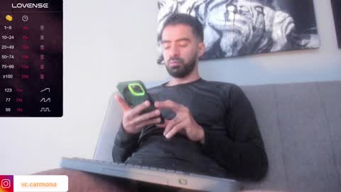 Snapshot of vince_colin chatting on 01.19.25 VINCE online show from 01.19.25