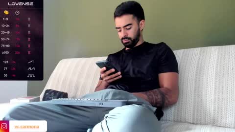 Snapshot of vince_colin chatting on 09.18.25 VINCE online show from 09.18.25