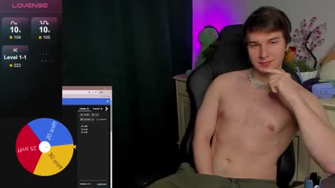 Snapshot of vincent__strong chatting on 10.13.25 Vincent Strong online show from 10.13.25