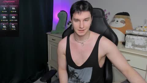 Vincent Strong online show from 12.22.25