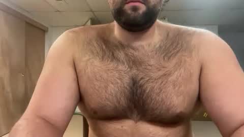 Snapshot of vinfaro27 chatting on 11.09.25 Vinfaro27 online show from 11.09.25