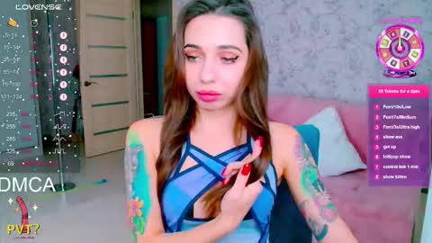 Vinkiepinkie online show from 10.12.25