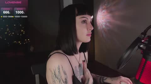 Diva Silvia online show from 12.20.24